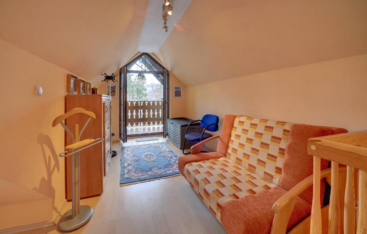 Apartamento Zolty Sun Seasons 24 W Karpaczu Z Balkonem By Renters Karpacz